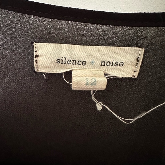 patterned tank romper - Picture 3 of 3